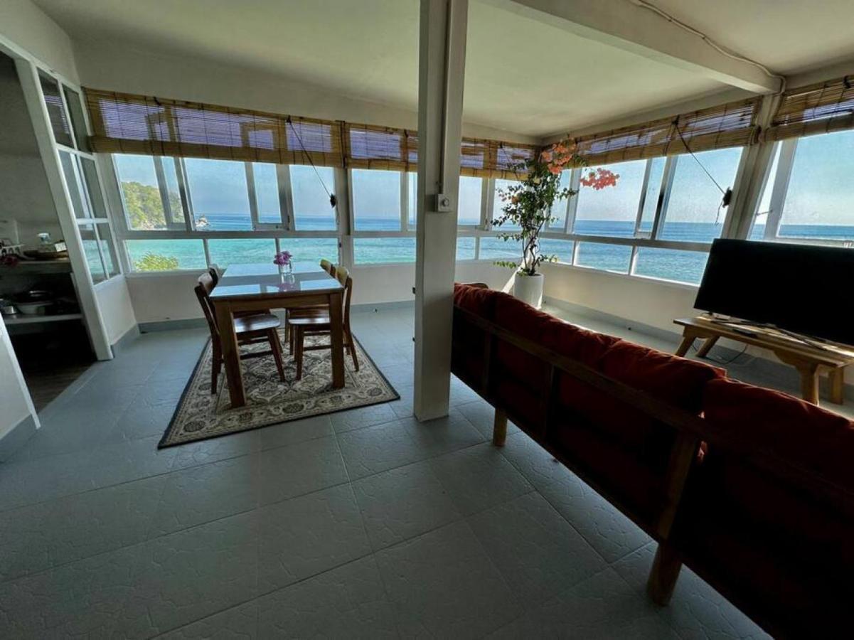 Beach Front Villa , All Mare 2 Улувату Екстер'єр фото